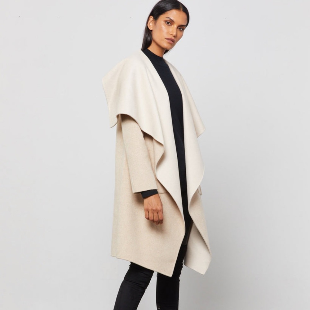 BCBGMAXAZRIA Brinley Handmade Drape Front Drop Shoulder Coat size Small